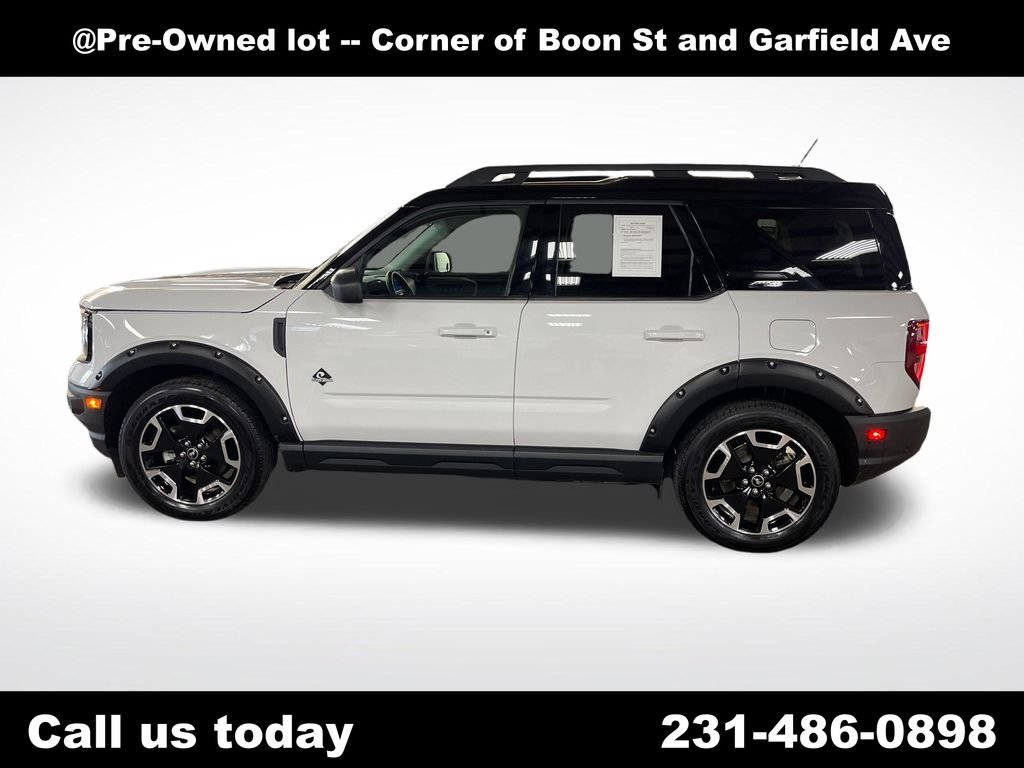 Used 2022 White Ford Outer Banks image 2