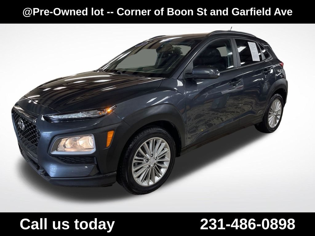 Used 2021 Gray Hyundai SEL image 1