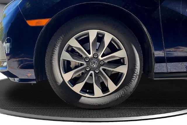 Used 2022  Honda EX-L image 36