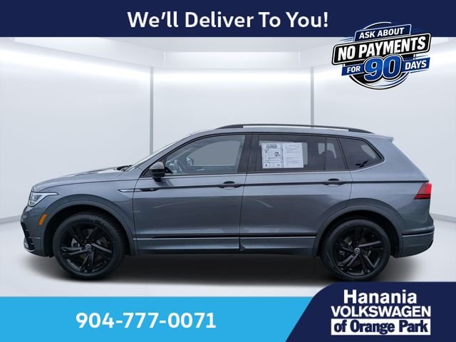 Used 2023 Gray Volkswagen 2.0T SE R-Line Black image 6