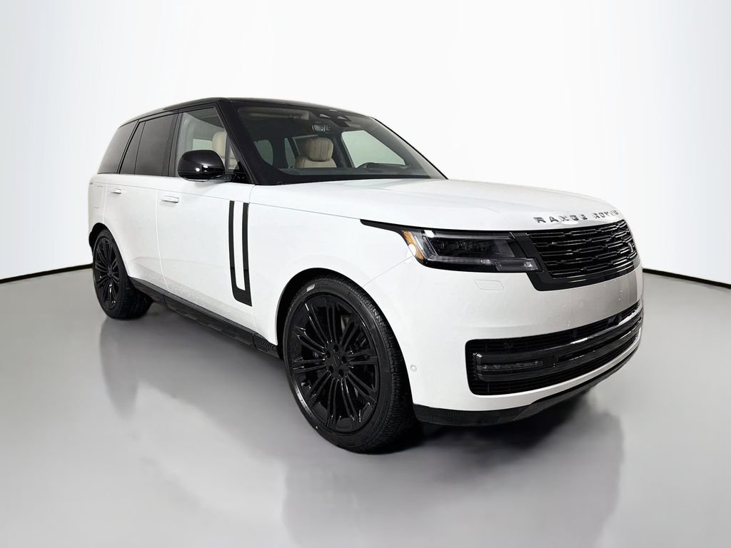 New 2026 Fuji White Land Rover SE image 3