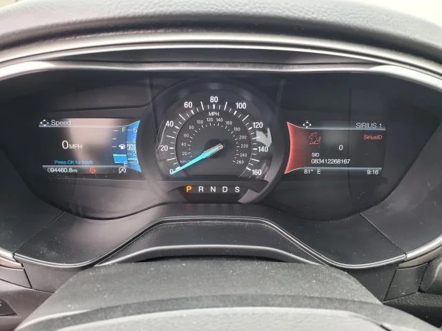 Used 2019 Blue Metallic Ford SE image 9