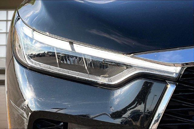 Used 2023 Black INFINITI LUXE image 29