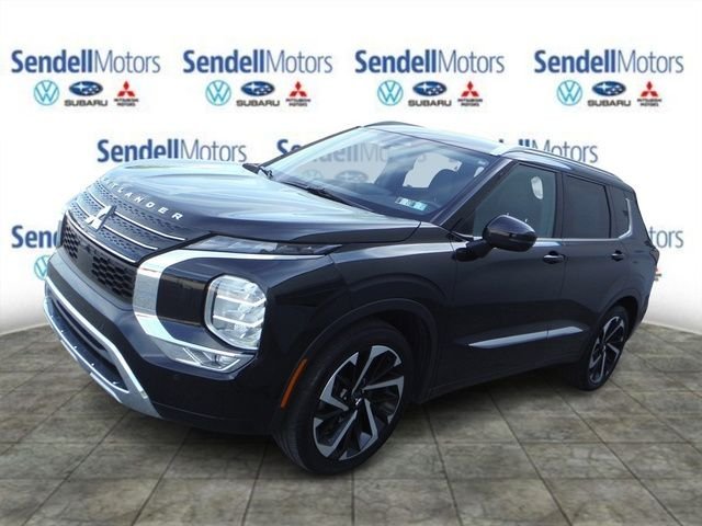 Used 2022 Black Mitsubishi SEL image 5