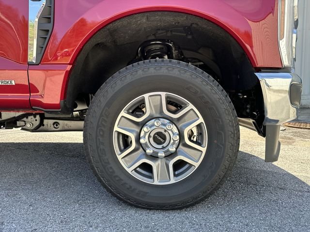 New 2026 Ruby Red Metallic Tinted Clearcoat Ford F-350® Lariat® image 20