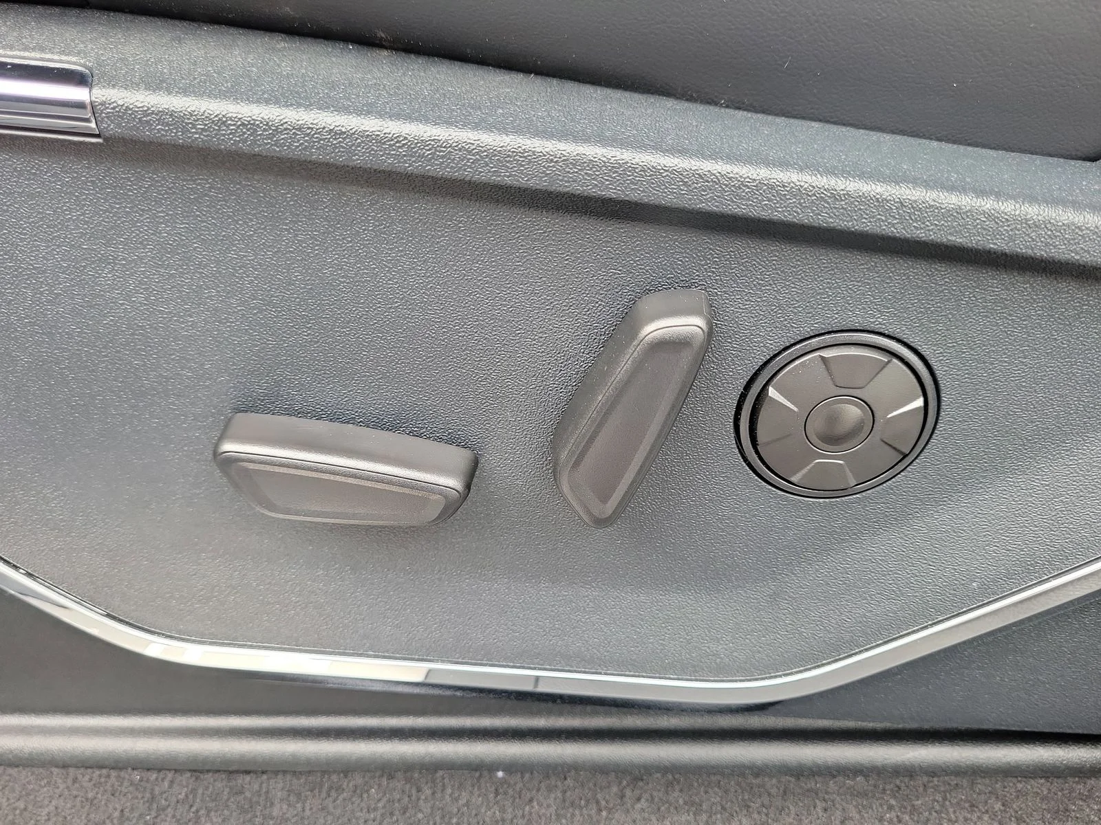 Certified Used 2026 Gray Ford Platinum image 18