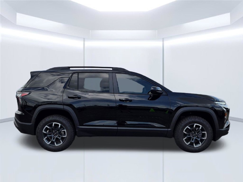New 2026 Mosaic Black Metallic Chevrolet ACTIV image 7