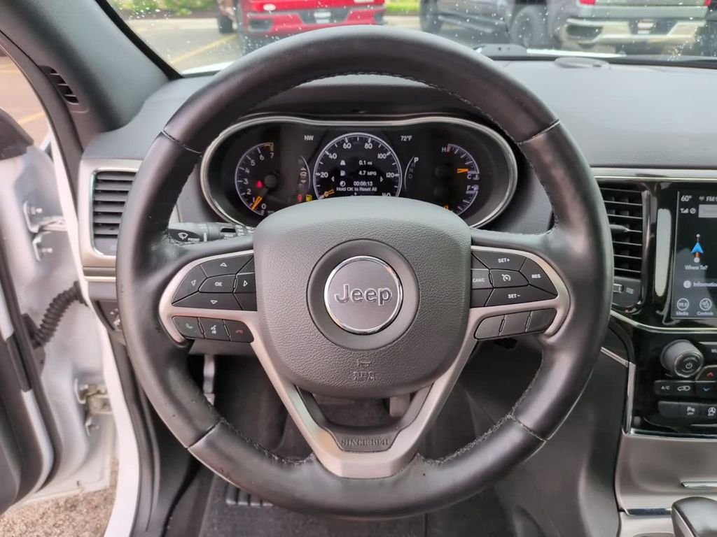 Used 2022 White Jeep Limited image 24