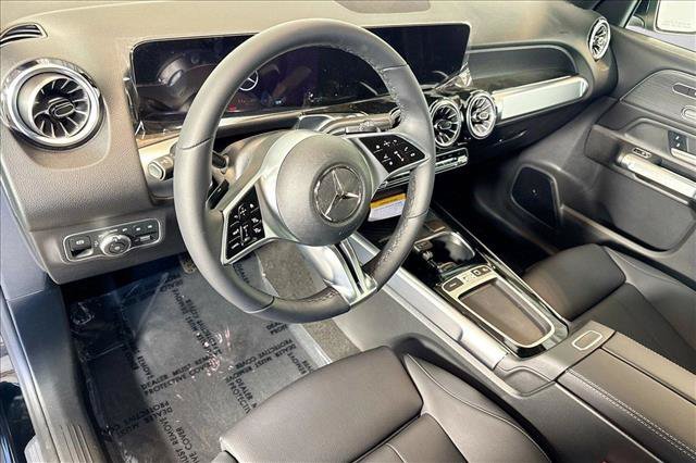 New 2026 Night Black Mercedes-Benz GLB 250 image 39