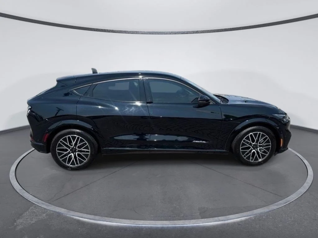 Used 2024 Black Ford Premium image 8