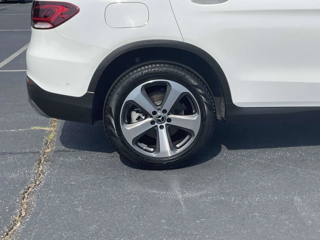 2022 Mercedes-Benz GLC GLC300 - Photo 8