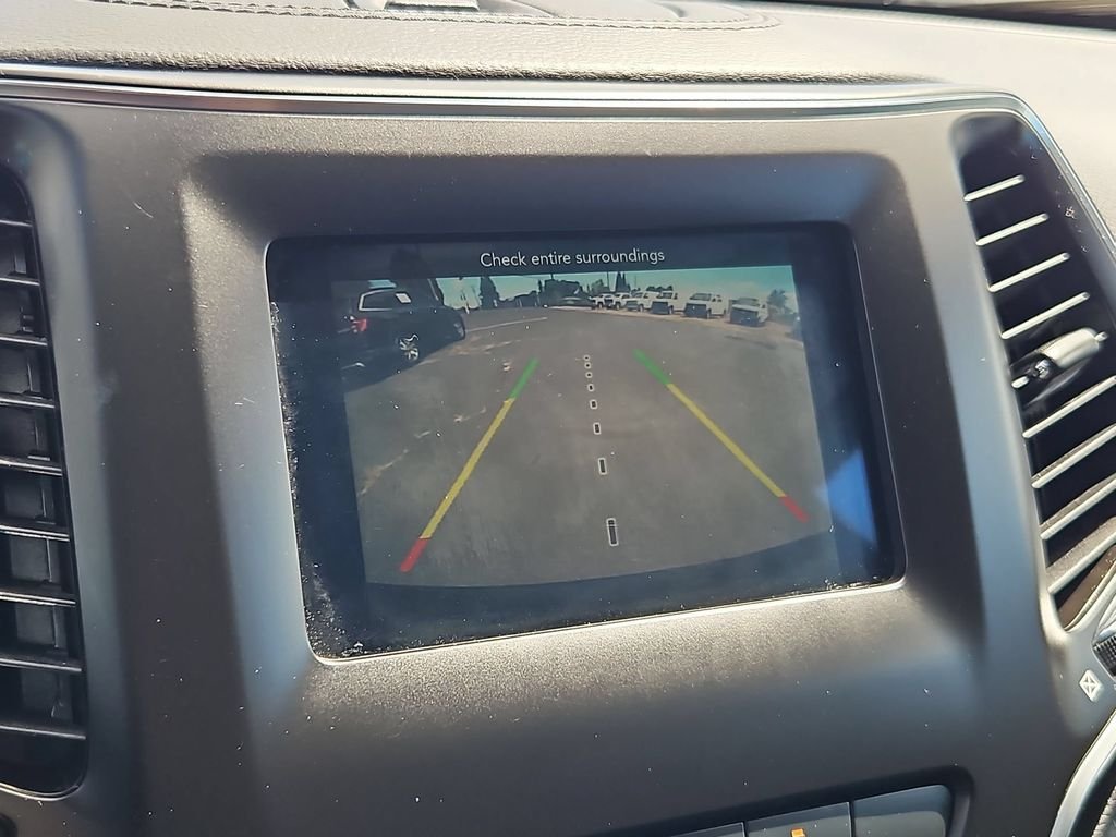 Used 2020 Light Brownstone Pearlcoat Jeep Latitude Plus image 19