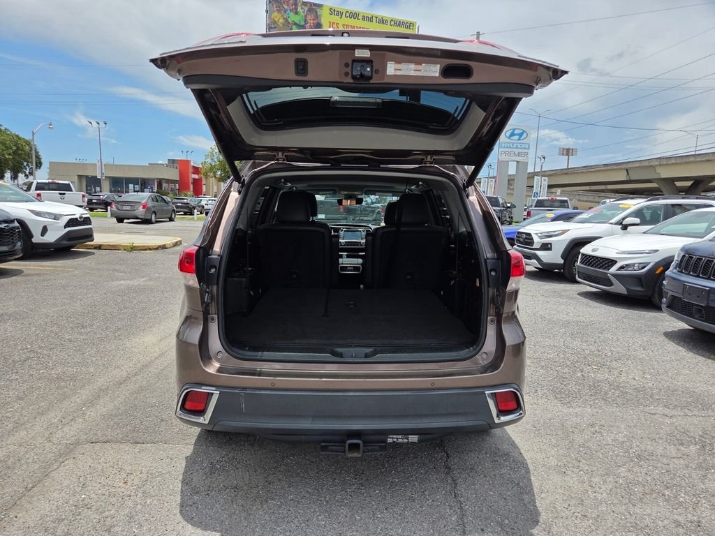 Used 2019 Brown Toyota Limited image 29