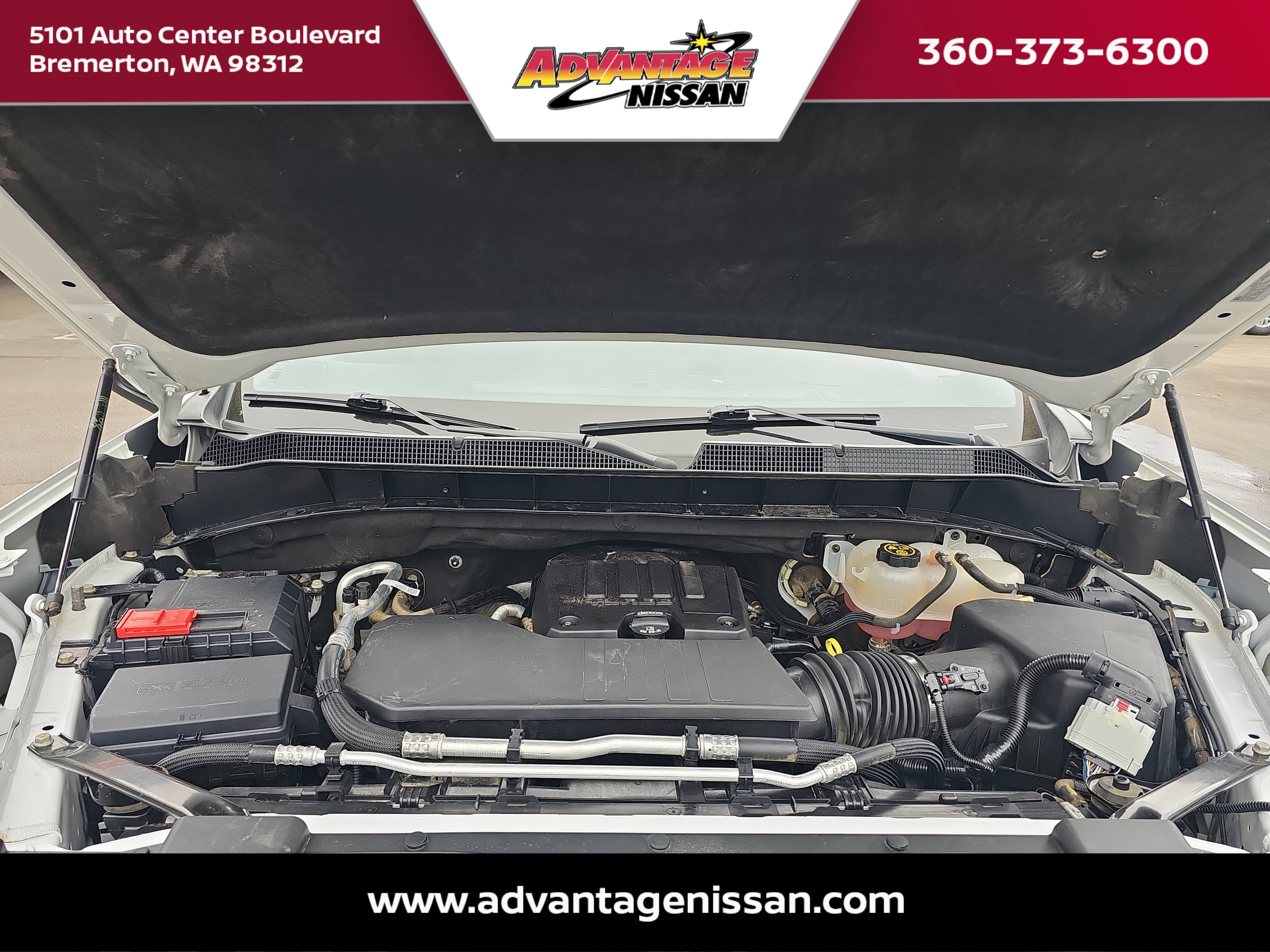 Used 2023 Summit White Chevrolet Custom image 18