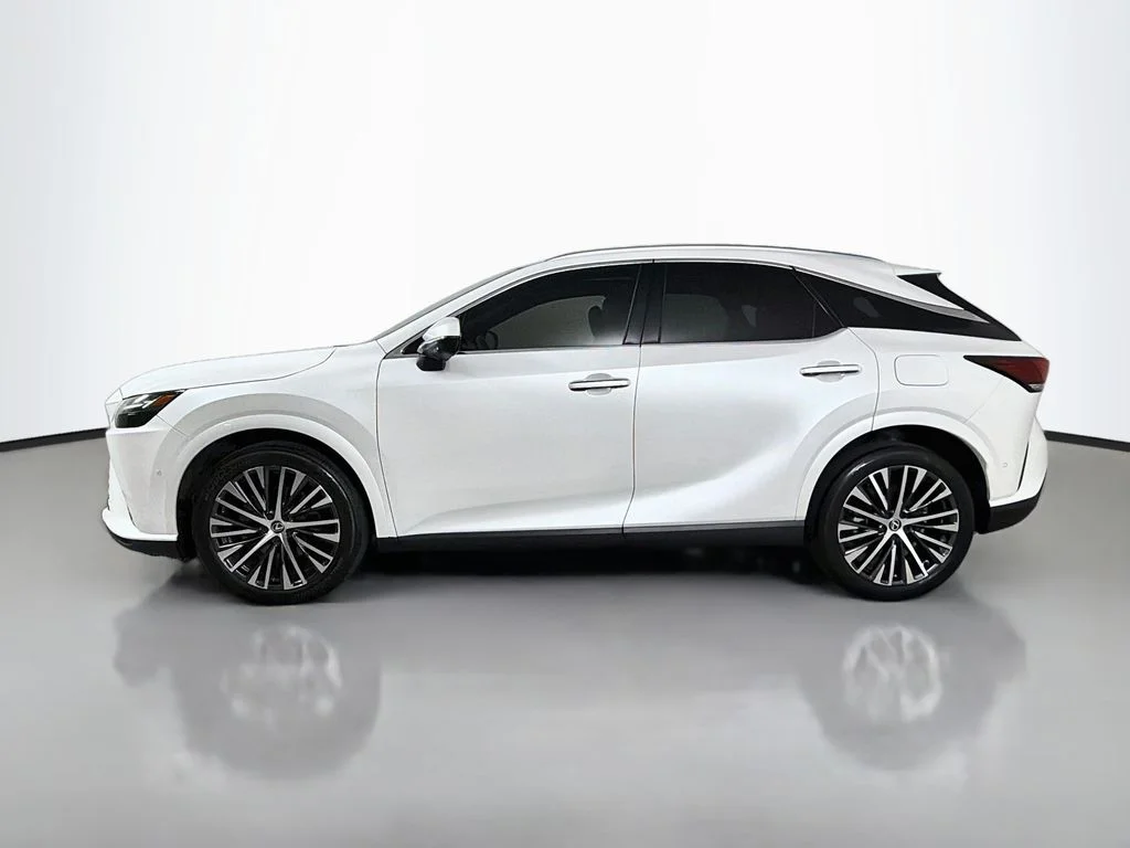 Used 2023 White Lexus 350 Premium Plus image 8