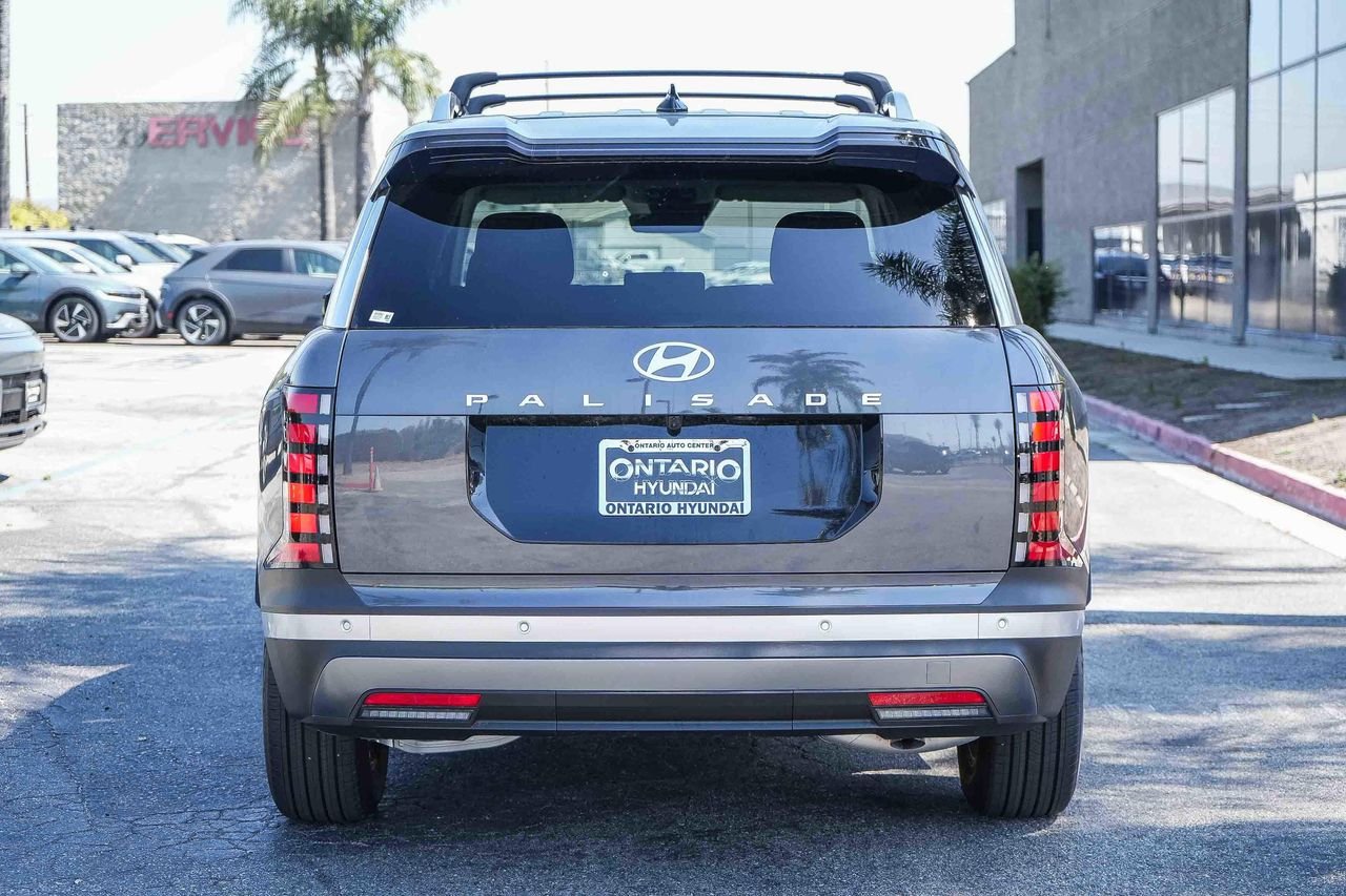 New 2026 Gray Hyundai SEL Premium image 8