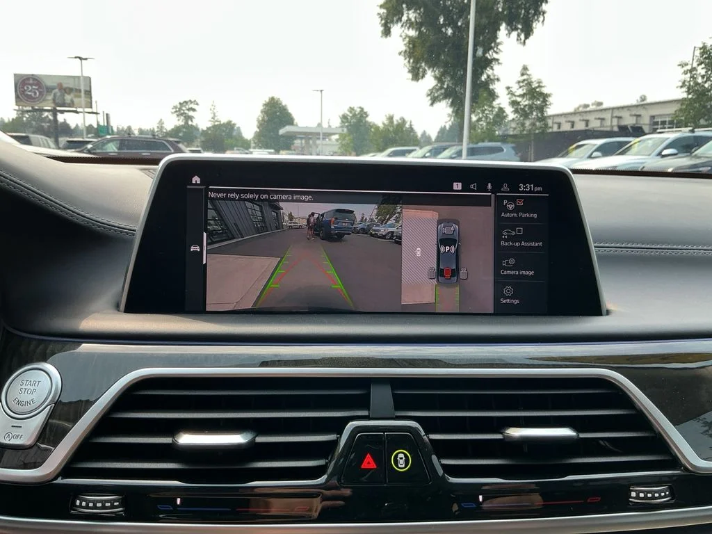 2022 BMW 7 Series 750i - Photo 16