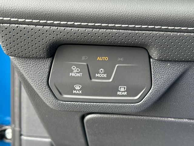 New 2026 Blue Volkswagen 2.0T SE w/Technology image 27