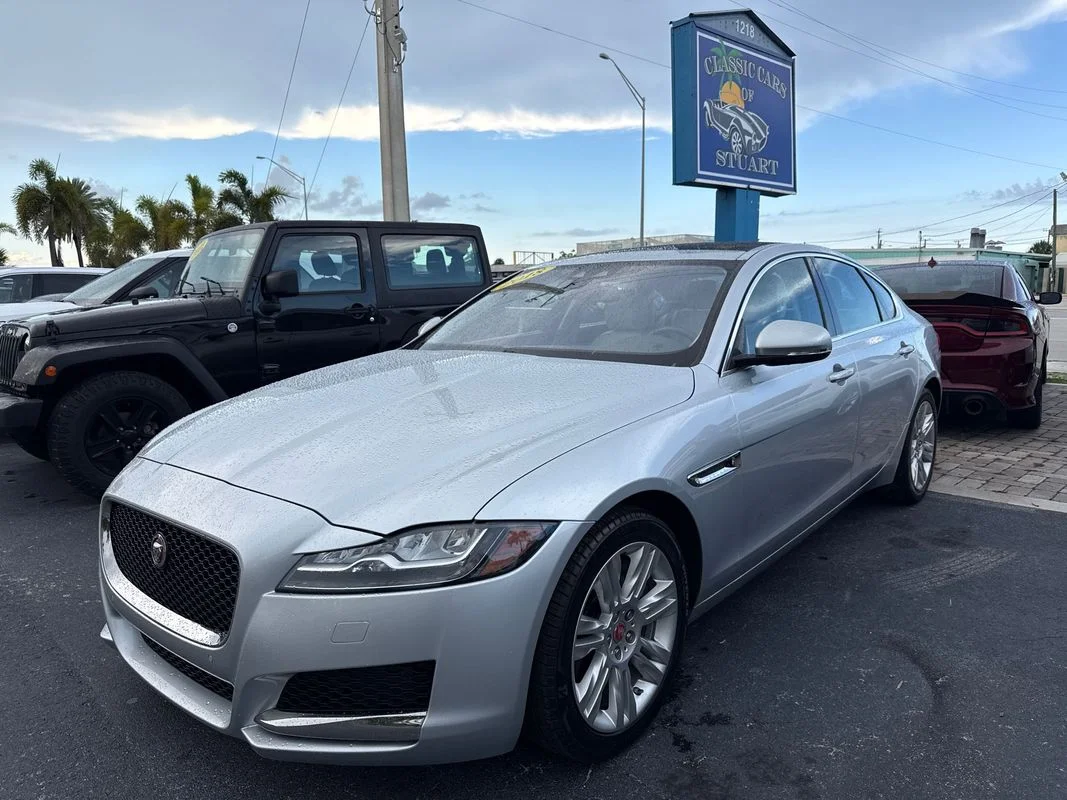 2018 Jaguar XF 35t Premium's photo