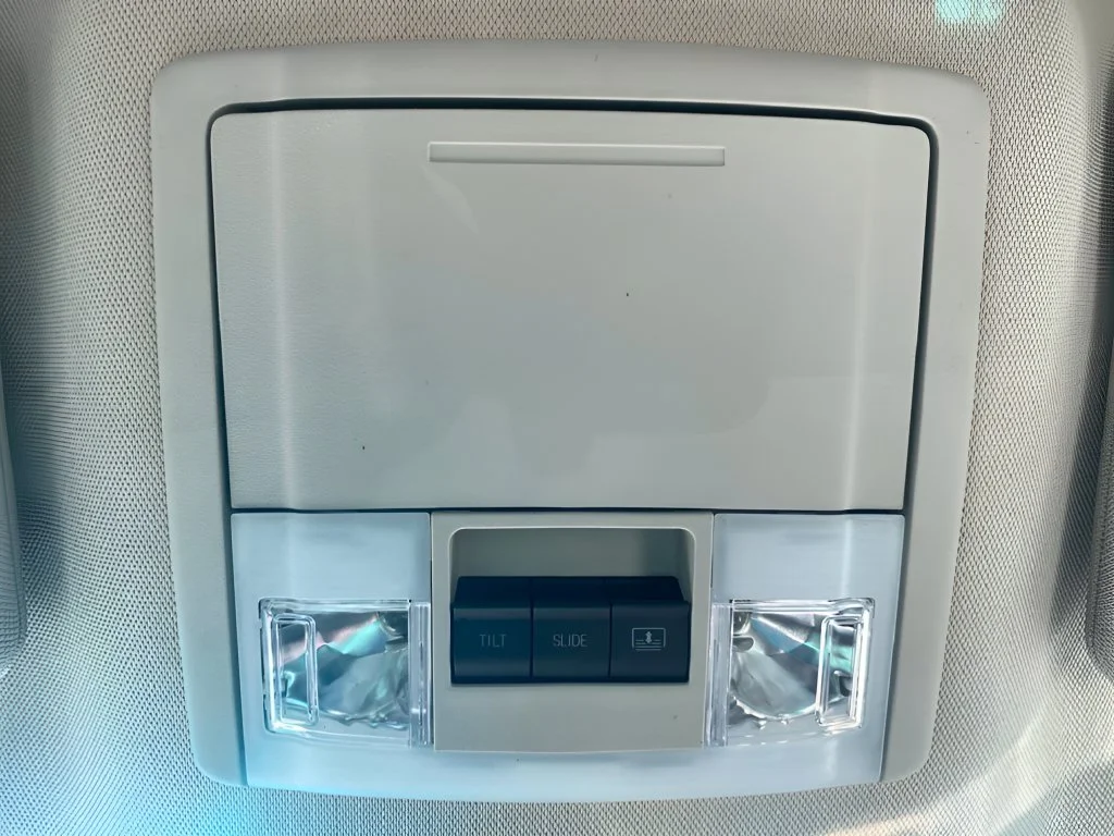 Used 2017 White Ford Platinum image 29