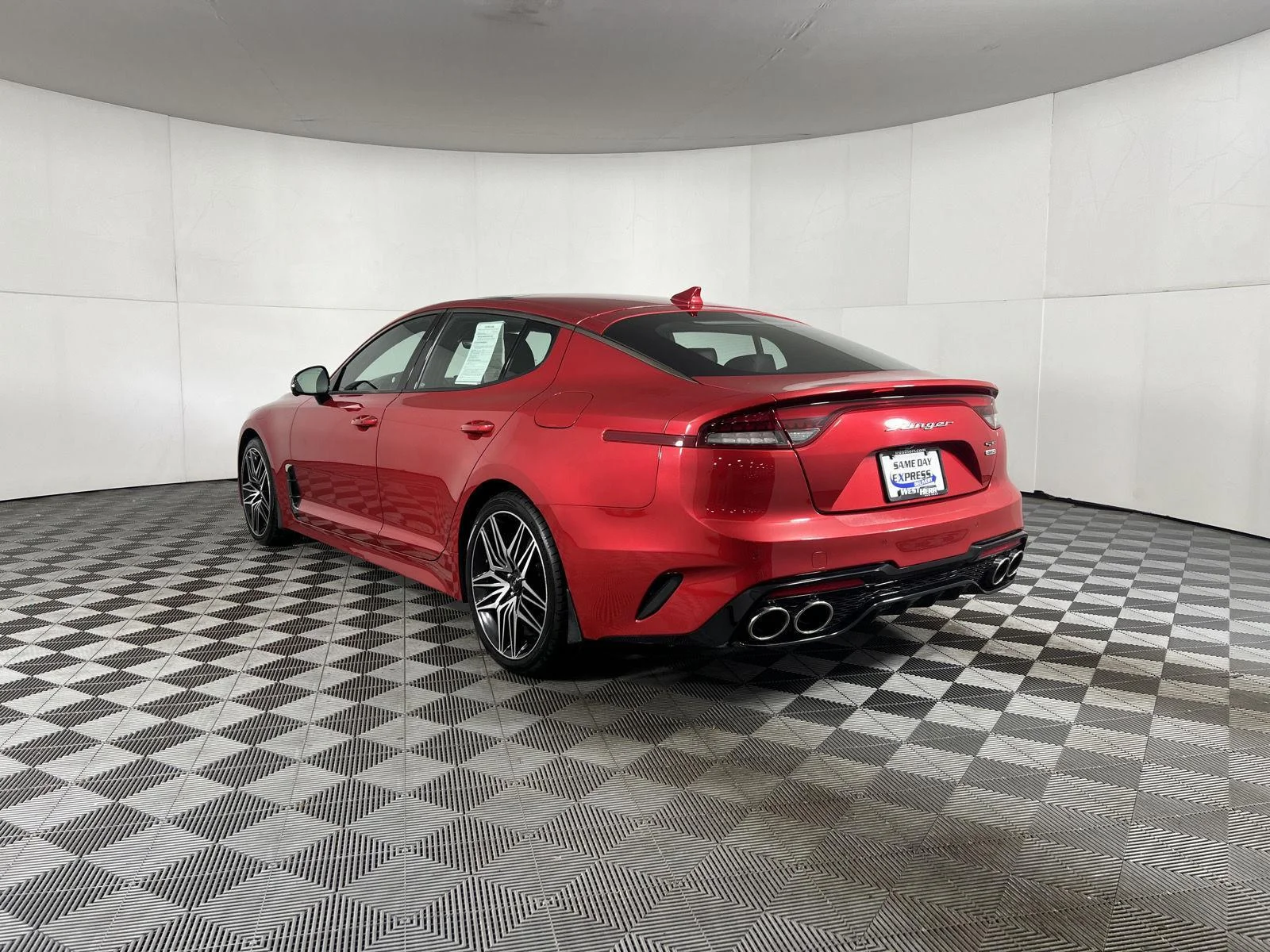 Used 2022 Rd Kia GT2 image 2