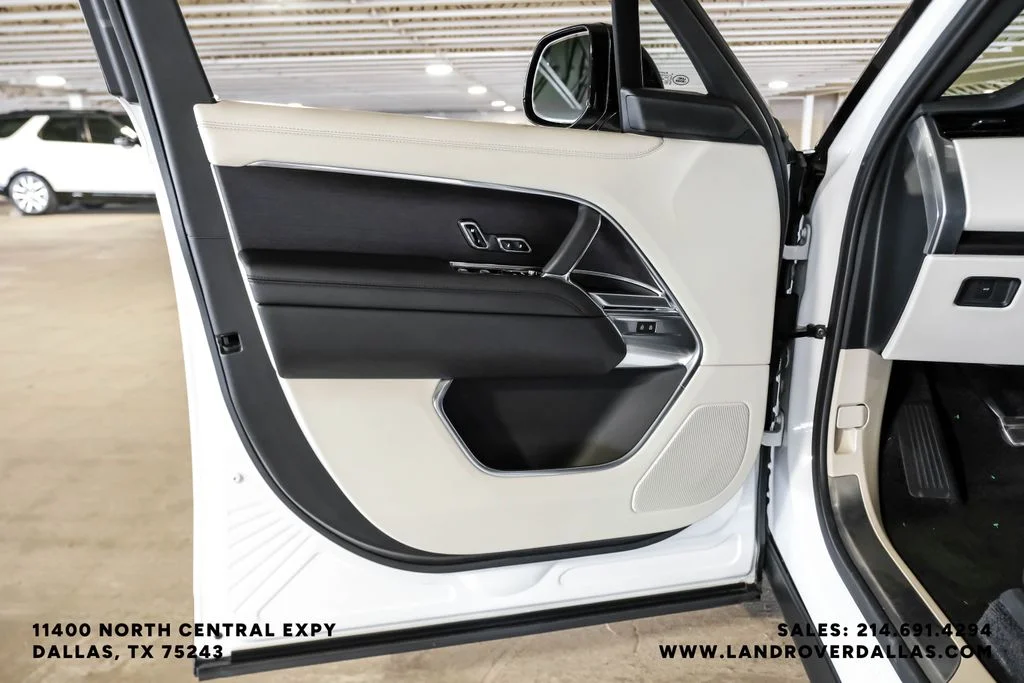 2024 Land Rover Range Rover SE - Photo 40