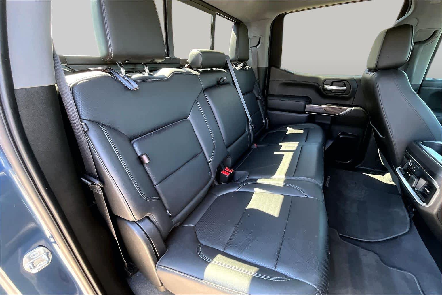 Used 2019 Northsky Blue Metallic Chevrolet LTZ image 19