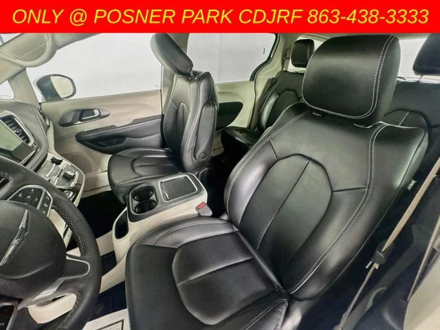 Used 2023 White Chrysler Touring L image 19