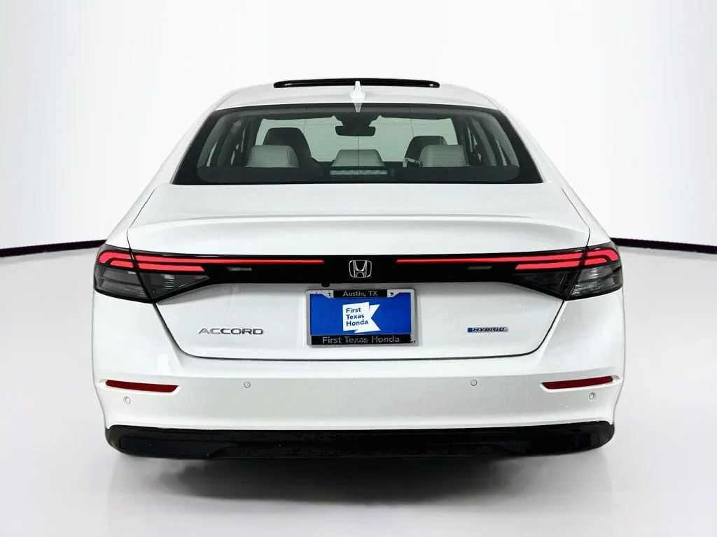 New 2026 Platinum White Pearl Honda EX-L image 6
