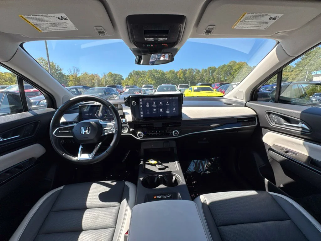 Used 2024 Gray Honda Elite image 14