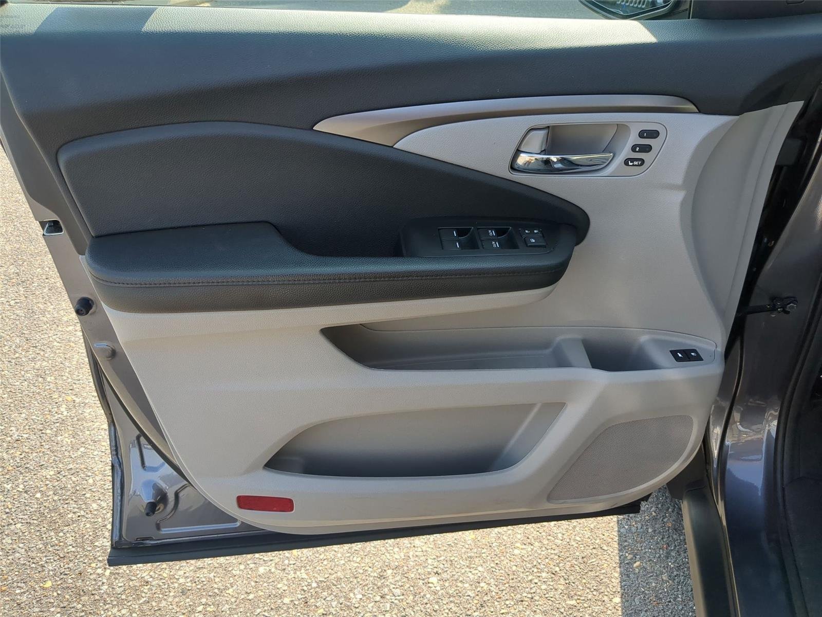 Used 2022  Honda EX-L image 12