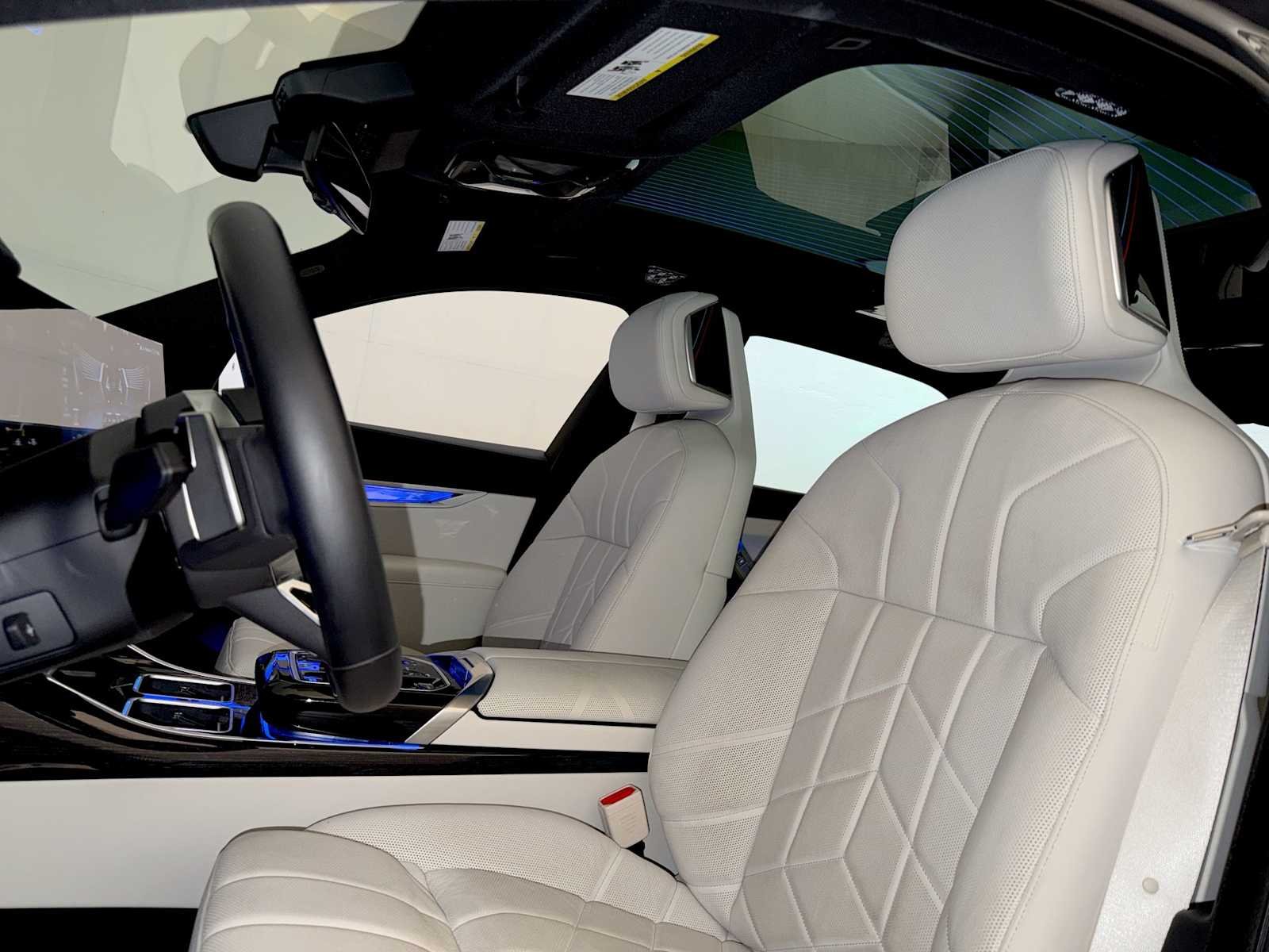 2026 BMW i7 60 - Photo 20