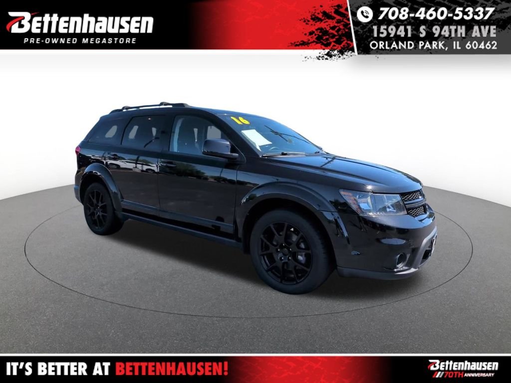 Certified Used 2016 Black Dodge SXT image 4