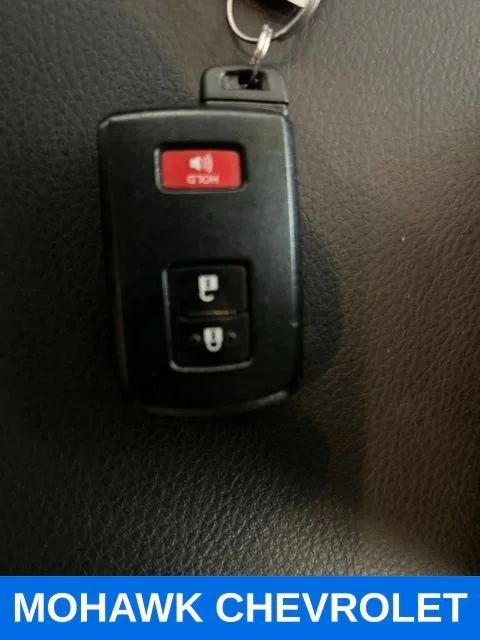 Used 2023 White Toyota SR5 V6 image 29