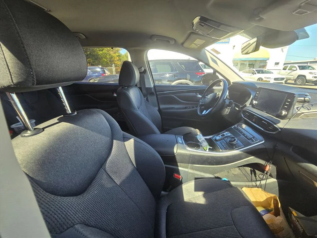 Used 2022 Silver Hyundai XRT image 9