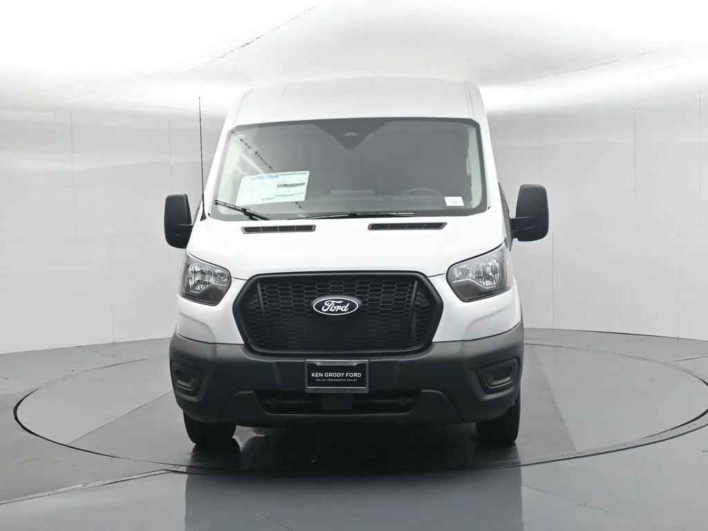 New 2026 White Ford Base image 51