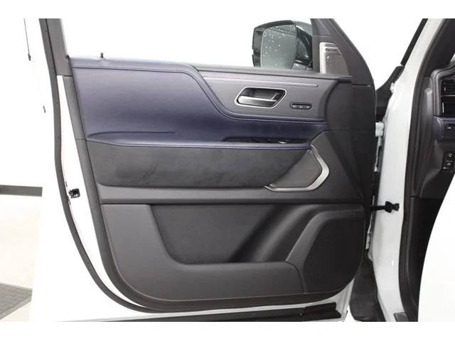 New 2026 RADIANT WHITE INFINITI Sport 4WD image 18