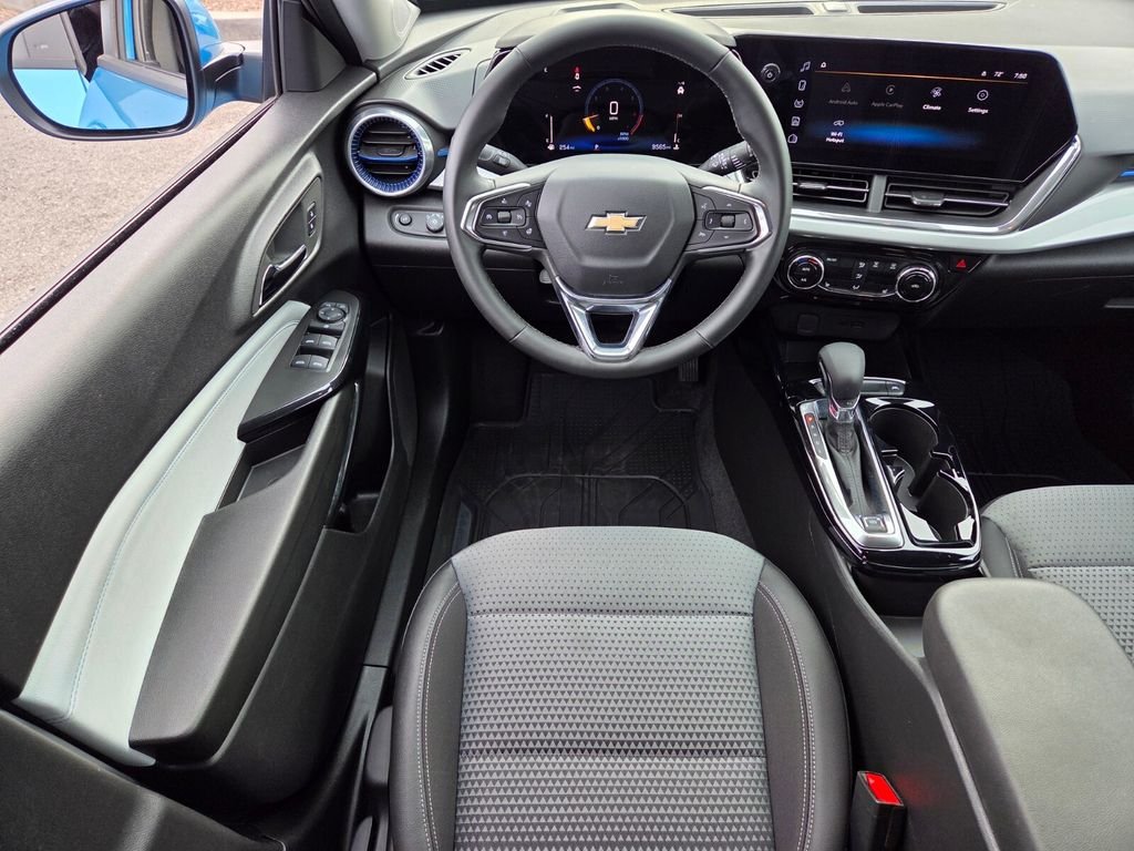 Used 2025 Blue Chevrolet LT image 16