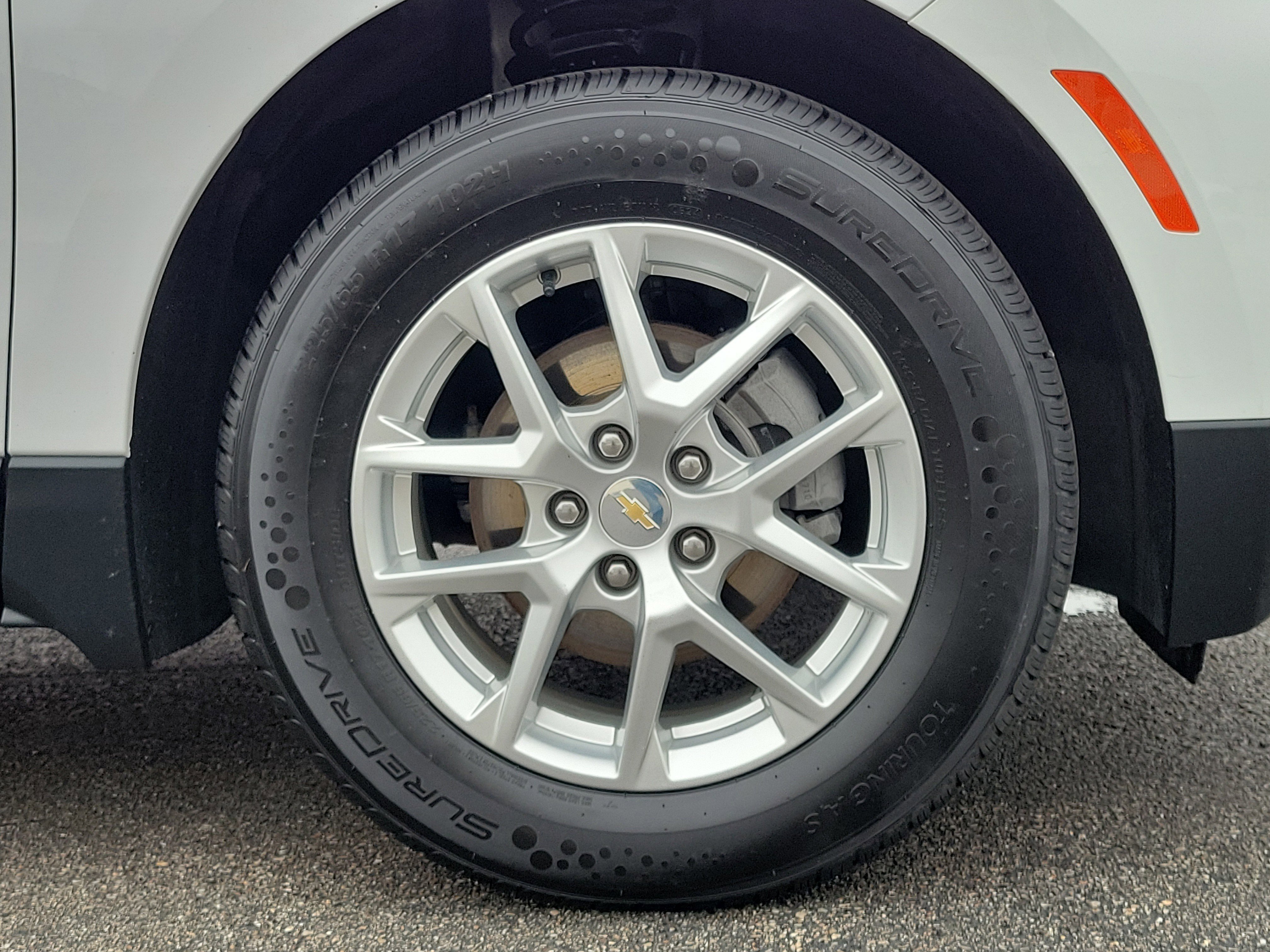 Used 2022 Summit White Chevrolet LT image 4
