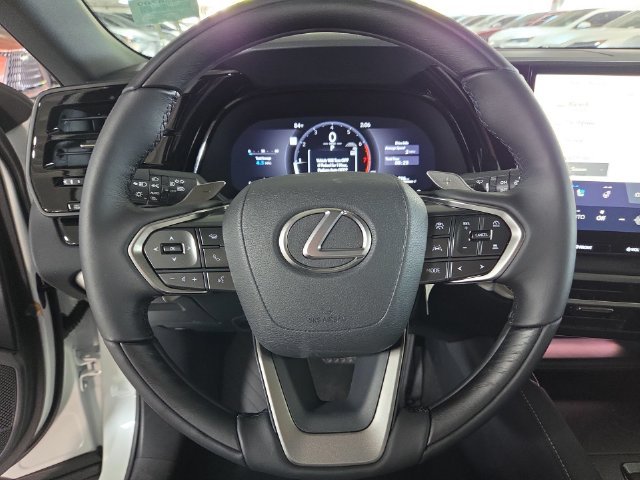New 2026 Eminent White Pearl Lexus PREMIUM PLUS image 14