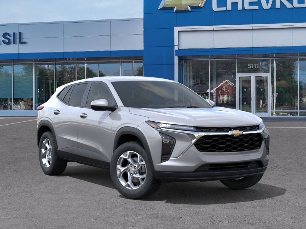 2026 Chevrolet Trax LS - Photo 7