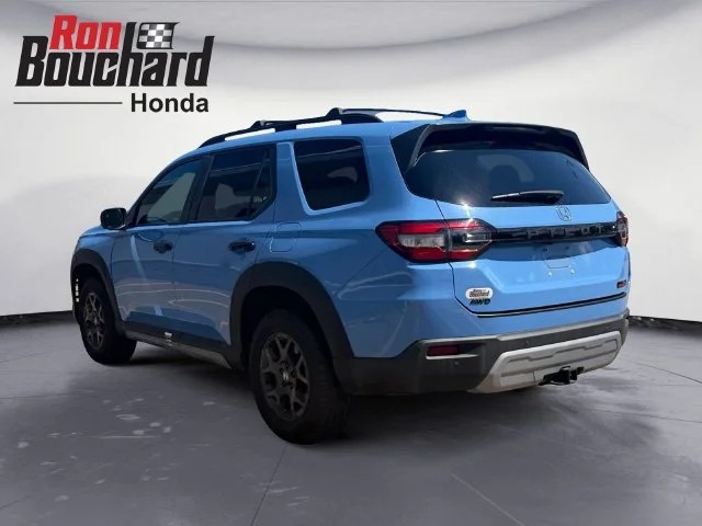 Used 2023 Blue Honda TrailSport image 4