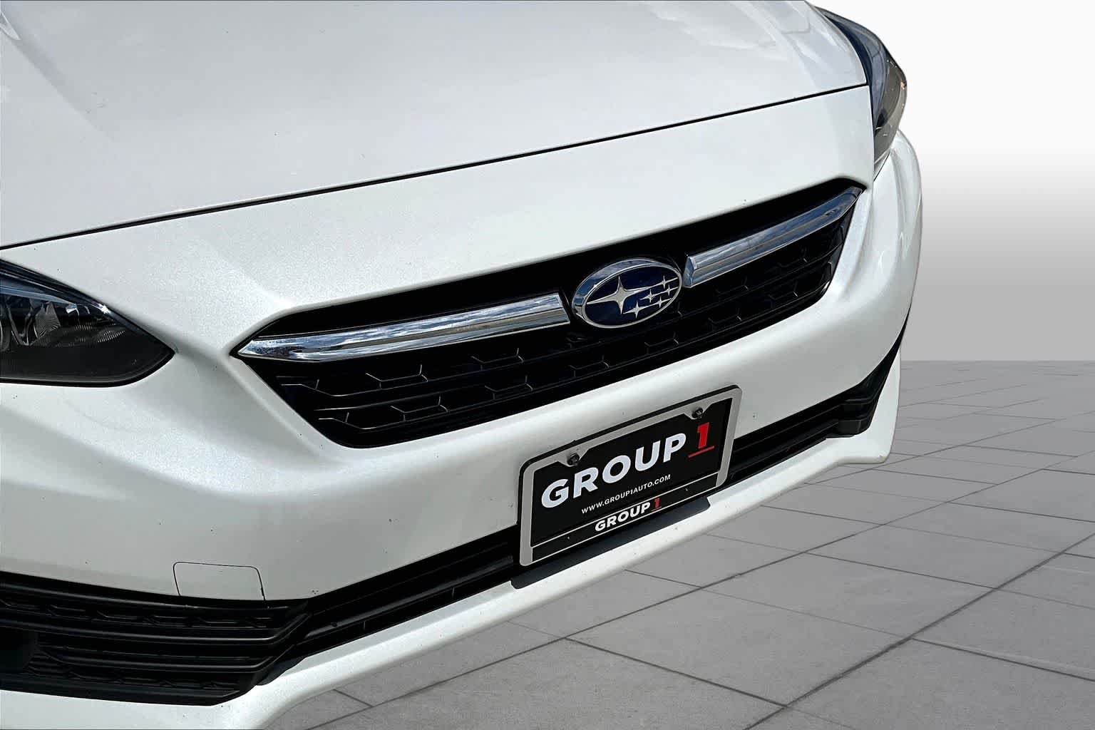 Used 2022 Crystal White Pearl Subaru  image 28