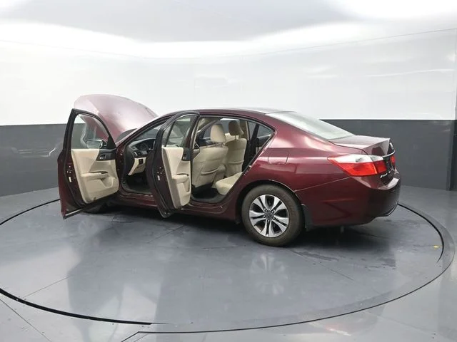 Used 2013  Honda LX image 43