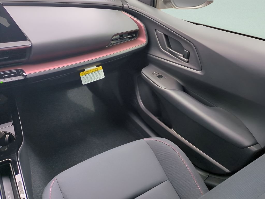 New 2026 Wind Chill Pearl <sup>1</sup> Toyota  SE image 16