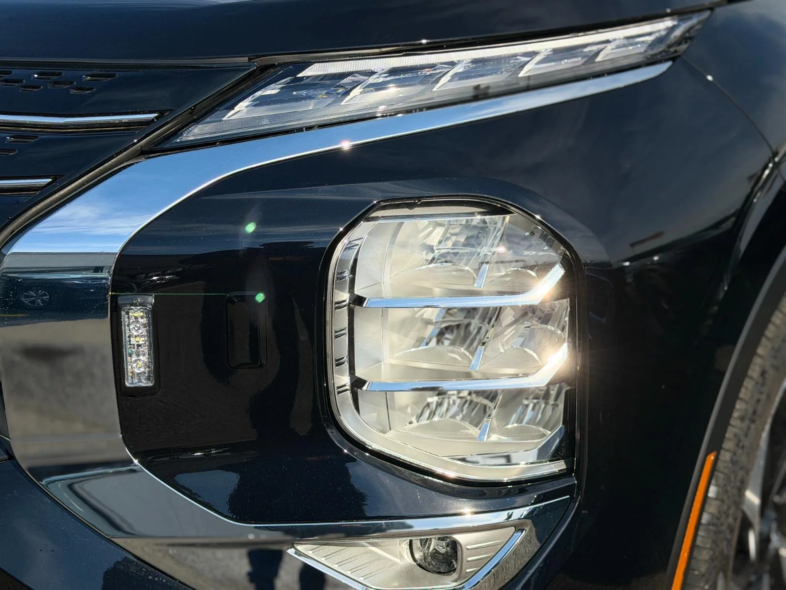 2025 Mitsubishi Outlander Plug-in Hybrid SEL - Photo 12