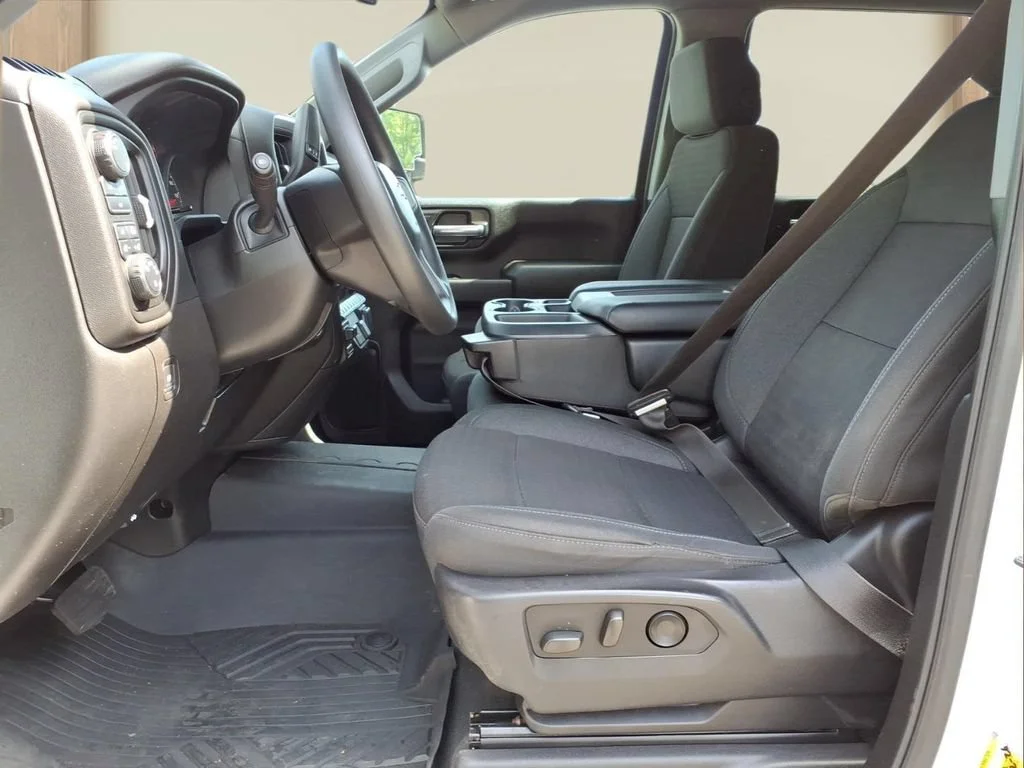 Used 2024 Summit White Chevrolet Custom image 16