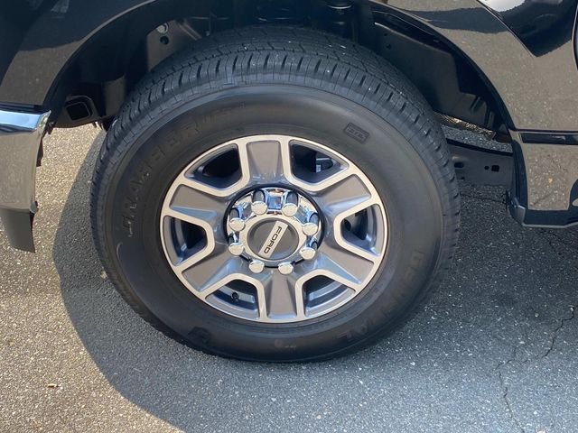 New 2026 Black Ford Lariat image 5