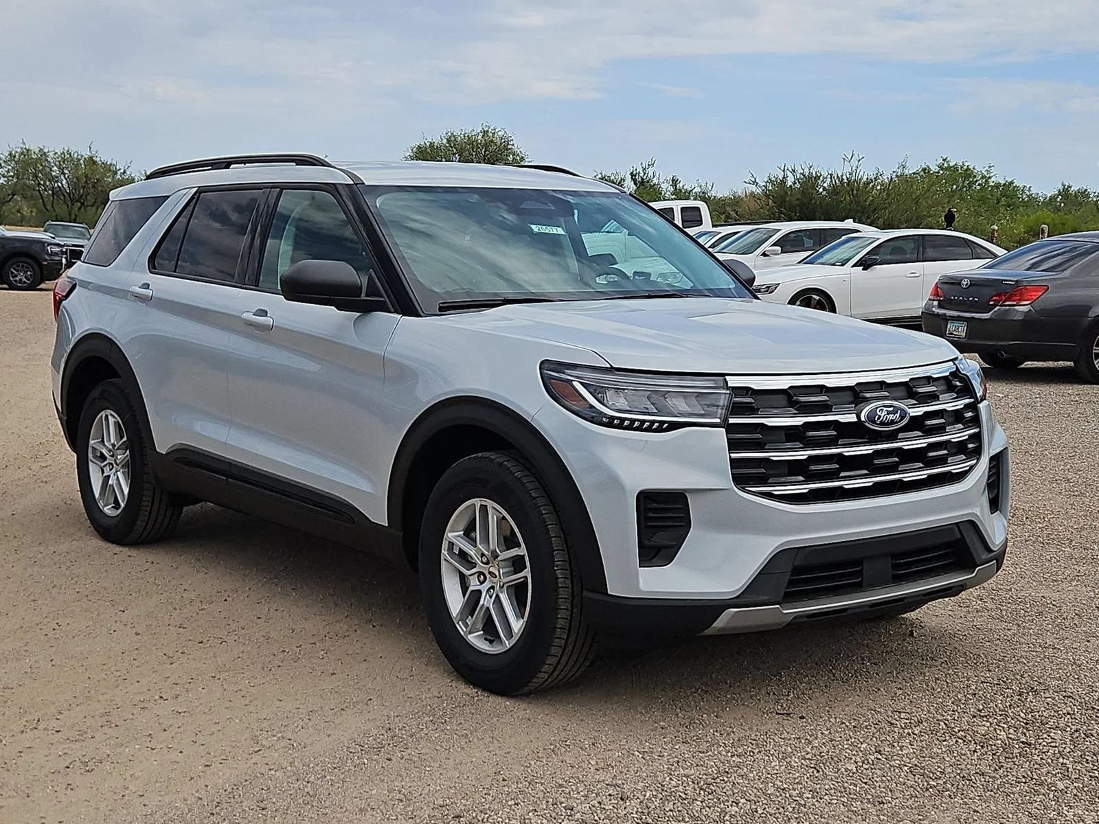 New 2026 Space White Metallic Ford Active image 3