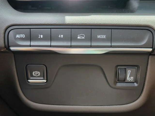 Used 2023 White Cadillac Premium Luxury image 23